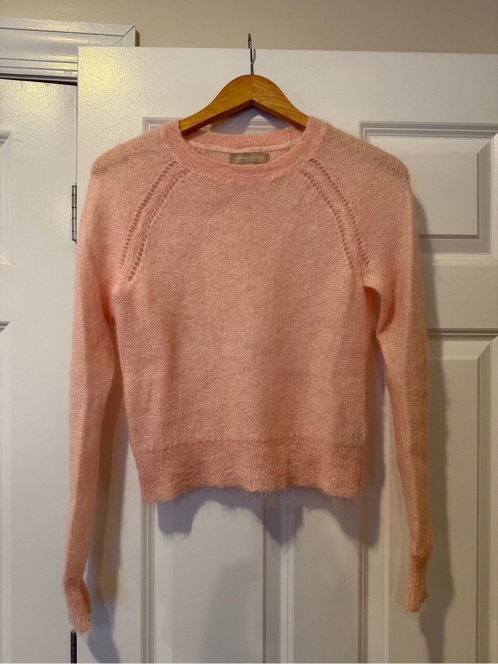 Banana Republic Pale Pink Crewneck Sweater